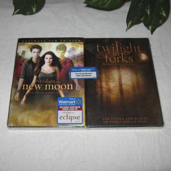 Twilight Saga New Moon & Twilight In Forks 2 DVD Set New Sealed - Picture 1 of 5